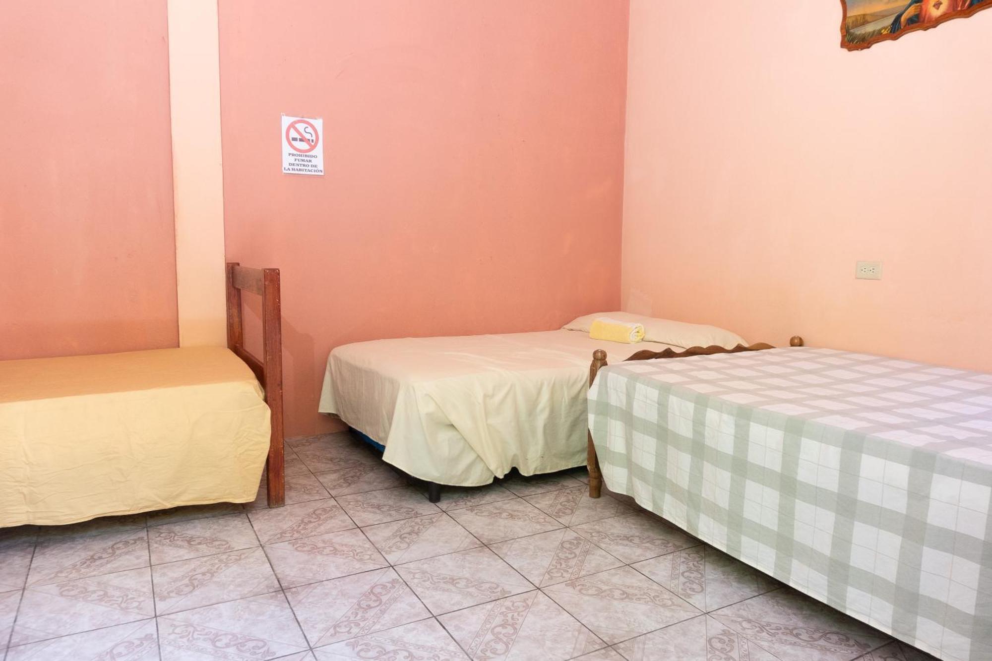 Hostal Delmy Сучитото Экстерьер фото